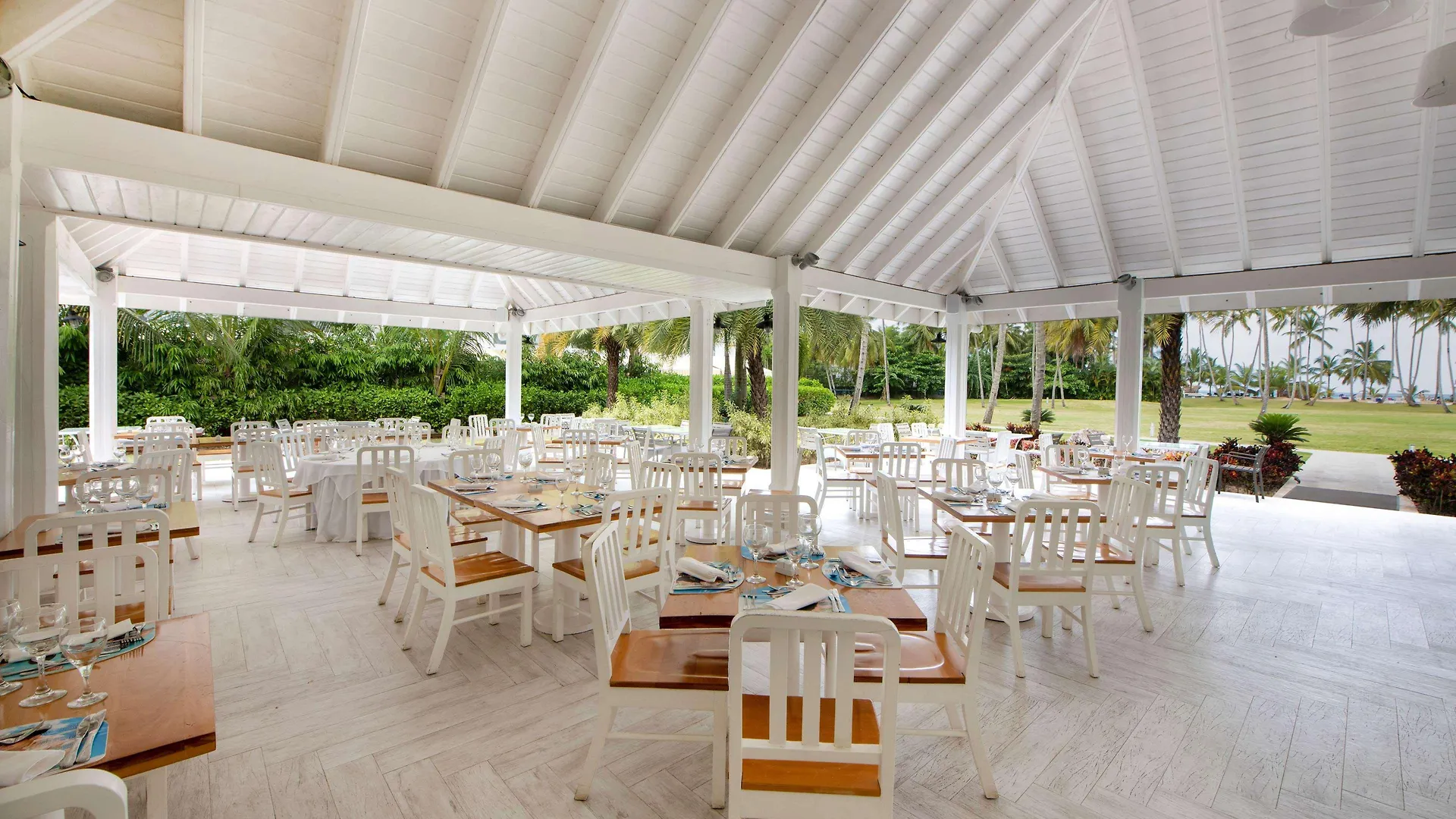 Viva V Samana By Wyndham, A Trademark Adults All Inclusive Лас Терренас Курортный комплекс
